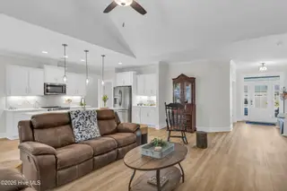 452 Beaumont Oaks Drive, Wilmington, NC 28411 – photo 9: 452 Beaumont Oaks Dr-00009