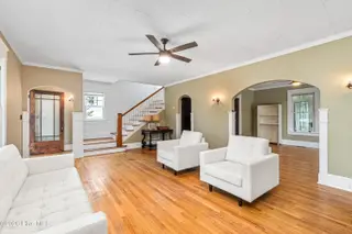 1208 Preyer Avenue, Elizabeth City, NC 27909 — 3-bedroom home in Riverside, Elizabeth City, NC, photo 8 of 76: Living Room