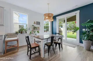 146 Ballantine Grove Lane, Newport, NC 28570 – photo 5: Dining area