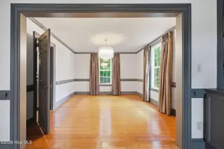 1608 Canterbury Road, Greenville, NC 27858 – photo 8: 22-web-or-mls-IMG_0020_edit