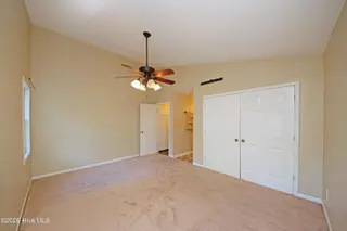 186 Raintree Circle, Jacksonville, NC 28540 – photo 20: Primary Bedroom