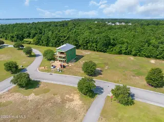 242 Colleton Square, Newport, NC 28570 – photo 11: Incredible lot in Cannonsgate