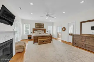 1907 Pembroke Jones Drive, Wilmington, NC 28405 — 4-bedroom home in Landfall, Wilmington, NC, photo 16 of 49: 013_img_1232_502
