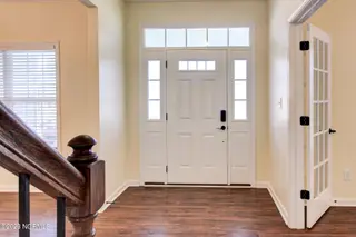 262 Independence Boulevard, Newport, NC 28570 – photo 6: Entry foyer