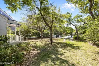 2205 Front Street, Beaufort, NC 28516 – photo 6: 6-web-or-mls-2205 Front St 006