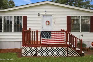 727 Ball Road, Washington, NC 27889 — 3-bedroom manufactured home, Washington, NC, photo 11 of 52: 18-web-or-mls-IMG_0005-(1)_edit