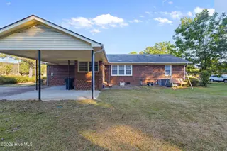 401 S Madison Avenue, Goldsboro, NC 27530 — 4-bedroom home, Goldsboro, NC, photo 22 of 28