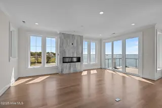 4737 S S Shore Dr Drive, Morehead City, NC 28557 – photo 5: 35-web-or-mls-1S3A9283