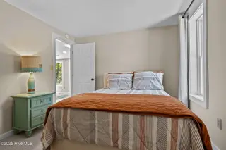 145 Hoop Pole Creek Drive B, Atlantic Beach, NC 28512 – photo 23: 11-web-or-mls-1S3A9109