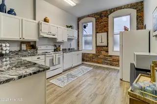 215 Princess Street, Wilmington, NC 28401 – photo 15: IMG_1414_5_6_7_8