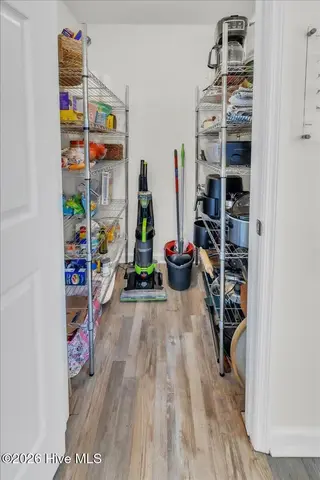 1502 N Hills Court, New Bern, NC 28562 – photo 18: Pantry