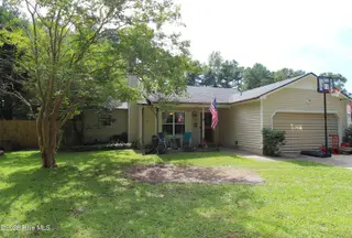 106 Education Lane, Havelock, NC 28532 – photo 2: Front yard