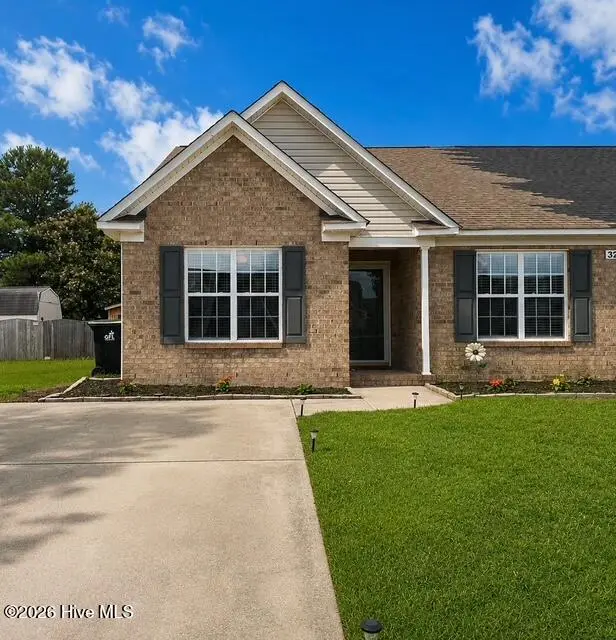325 Jeremy Lane A, Winterville, NC 28590 – photo 1 of 38: 1CAED989-E6DA-4356-99A2-FCFA9B38D871