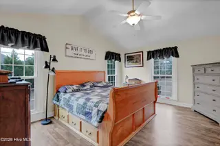 420 Kings Landing Road, Hampstead, NC 28443 – photo 17: Master Bedroom