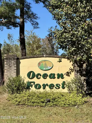 211 Beachwood Drive NW, Calabash, NC 28467 — 3-bedroom manufactured home in Ocean Forest, Calabash, NC, photo 2 of 75: neighborhood sign 3