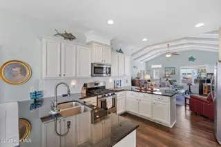 359 Hanover Lakes Drive, Wilmington, NC 28401 – photo 13: 13_img_6731