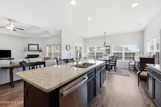 1031 Mackerel Manor, New Bern, NC 28562 – photo 6: 30-web-or-mls-0C0A4911