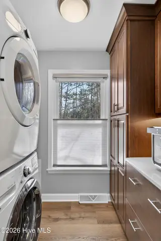 10020 S Olde Towne Wynd, Belville, NC 28451 — 3-bedroom home in Olde Towne, Belville, NC, photo 16 of 56: 10020SOldeTowneWyndSE-29