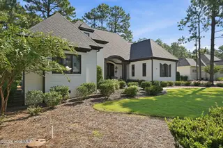 109 Chanticleer Drive, Pinehurst, NC 28374 – photo 13: 3-web-or-mls-DSC09439