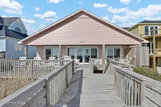 913 N Anderson Boulevard, Topsail Beach, NC 28445 – photo 4: 6G8A3943