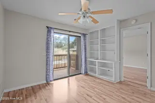 3624 Saint Johns Court B, Wilmington, NC 28403 — 2-bedroom condo in Park Place, Wilmington, NC, photo 18 of 59: 48-web-or-mls-DSC07056