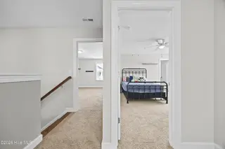 439 Sugar Cove, Wilmington, NC 28411 — 5-bedroom home in Scotts Hill Village, Wilmington, NC, photo 24 of 63: 25_hallway