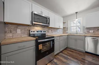 504 Oakwood Avenue, Jacksonville, NC 28546 – photo 24: 13-web-or-mls-504 Oakwood Ave. 25