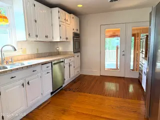 2704 Waccamaw Shores Road, Lake Waccamaw, NC 28450 – photo 17: IMG_2096