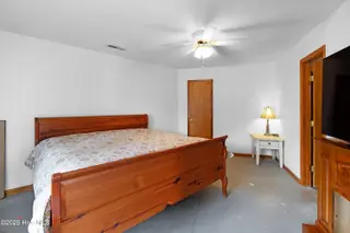 335 Country Club Lane, Newport, NC 28570 – photo 18: Guest bedroom 1