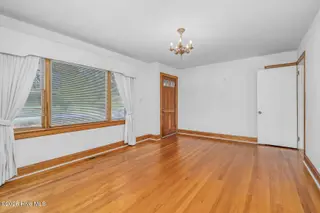 2281 S Old Carriage Road, Rocky Mount, NC 27803 – photo 3: Beautiful hardwoods