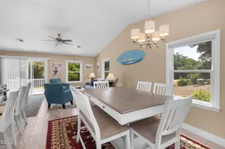 133 Doe Drive, Emerald Isle, NC 28594 – photo 16: Open dining area
