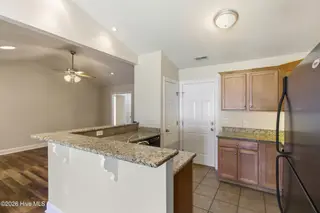 209 Hawks Bluff Drive, New Bern, NC 28560 – photo 12: 209 Hawks Bluff Drive