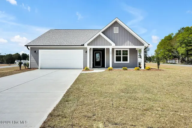 403 Alice Lane, Burgaw, NC 28425