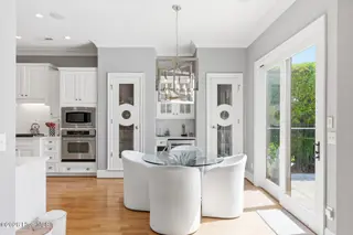 1329 S Moorings Drive, Wilmington, NC 28405 — 4-bedroom home in Landfall, Wilmington, NC, photo 11 of 43: 011_1329_south_moorings_drive-11_90