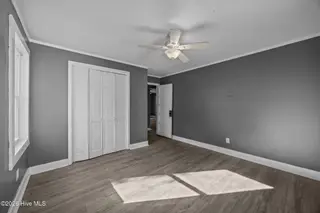 1402 Wooster Street, Wilmington, NC 28401 – photo 17: 42-web-or-mls-IMG_9539