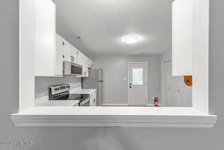 909 Timberlake Trail, Jacksonville, NC 28546 – photo 10: DSC_2419
