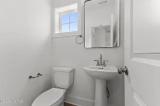 105 Lexington Lane, Southern Pines, NC 28387 – photo 10: 14-web-or-mls-AZ3A9812