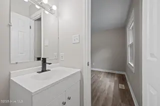 106 Ronny Court, Jacksonville, NC 28546 — 3-bedroom home in Brynn Marr, Jacksonville, NC, photo 14 of 47: 43-web-or-mls-_RAD1021