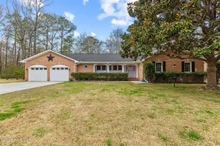441 Grants Creek Road, Jacksonville, NC 28546 – photo 1: 425A9415