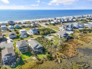 1020 W Pelican Drive, Oak Island, NC 28465 – photo 6: 1020 W Pelican Drive