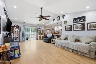 158 Quinn Hill Road, Newport, NC 28570 – photo 7: 28-web-or-mls-158 Quinn Hill 033
