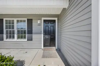 248 Sweet Gum Lane, Richlands, NC 28574 – photo 5: 5_front entryway