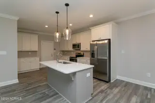 525 N Sycamore Street, Aberdeen, NC 28315 – photo 13: kitchen1