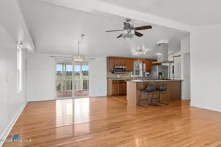 2917 Highway 70, Beaufort, NC 28516 – photo 5: 21-web-or-mls-1S3A8134