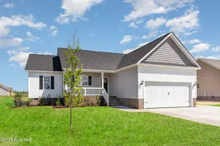 143 Royal Avenue, Selma, NC 27576 – photo 2: 001_dsc00179-edit-edit_105