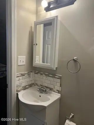 452 Hunting Green Drive, Jacksonville, NC 28546 – photo 16: IMG_2093