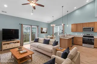 182 Lincoln Place Circle, Leland, NC 28451 – photo 13: 182-Lincoln-Pl-Cir-000010 - 0