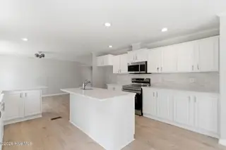 9929 Old Mill Road NE, Leland, NC 28451 — 4-bedroom manufactured home, Leland, NC, photo 10 of 33: 23-web-or-mls-dsc07476