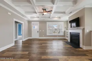 725 Wharton Avenue, Wilmington, NC 28412 – photo 7: Living Room