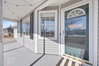 153 Glenwood Drive, Hubert, NC 28539 – photo 4: 6_front entryway